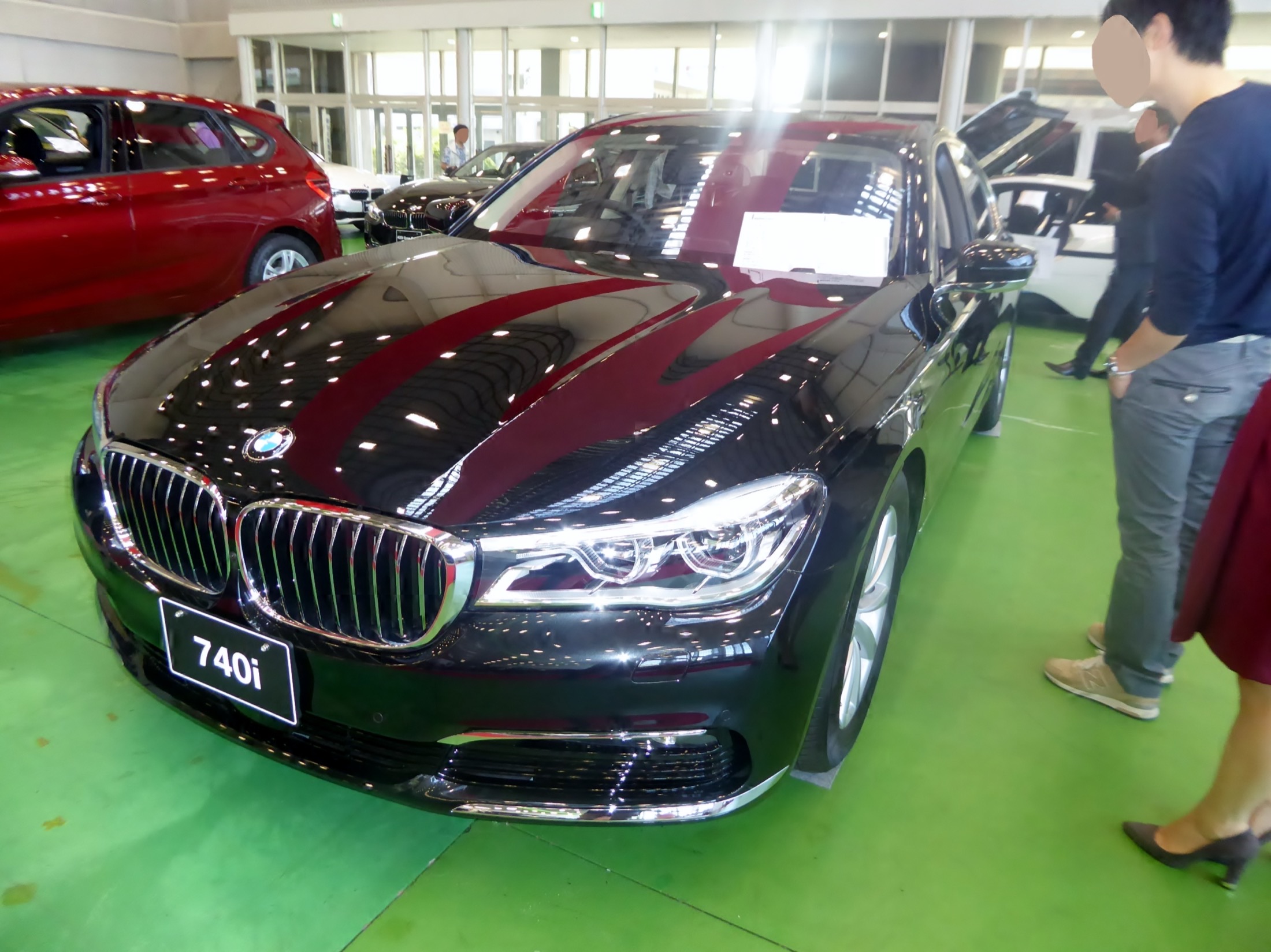 BMW 740i